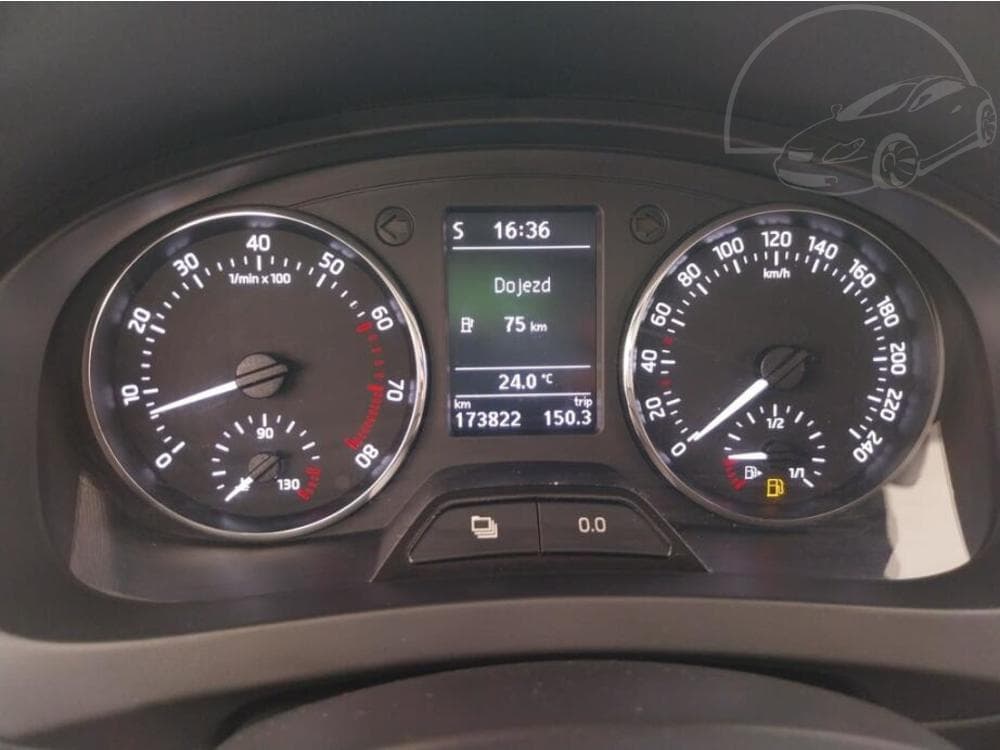 2015 Škoda RAPID - 11