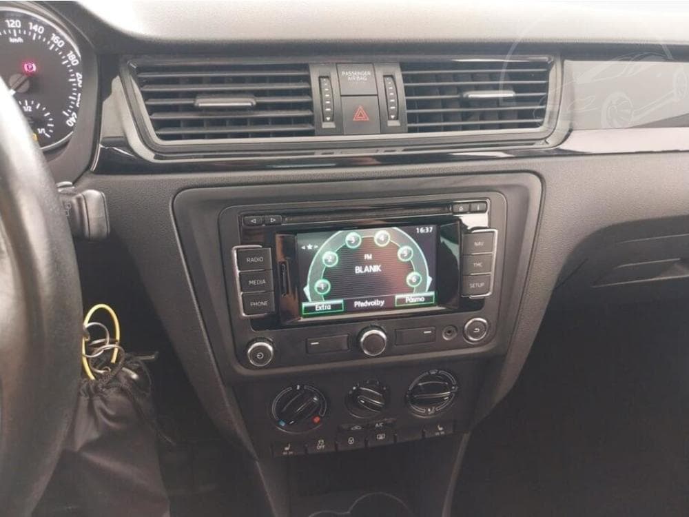 2015 Škoda RAPID - 12