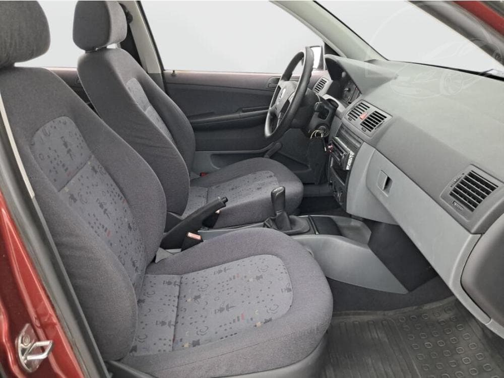2002 Škoda FABIA - 9