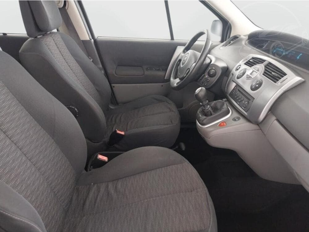 2008 Renault SCENIC - 9