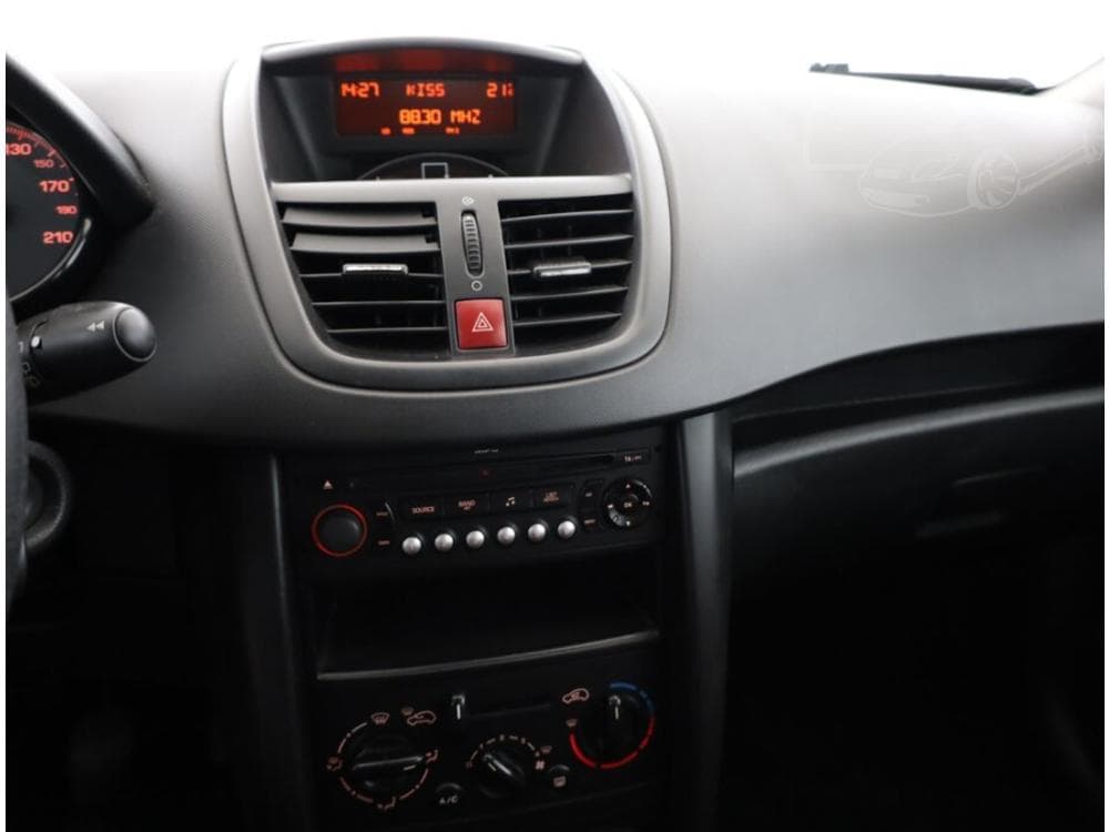 2009 Peugeot 207 - 9