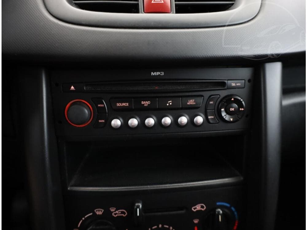 2009 Peugeot 207 - 11