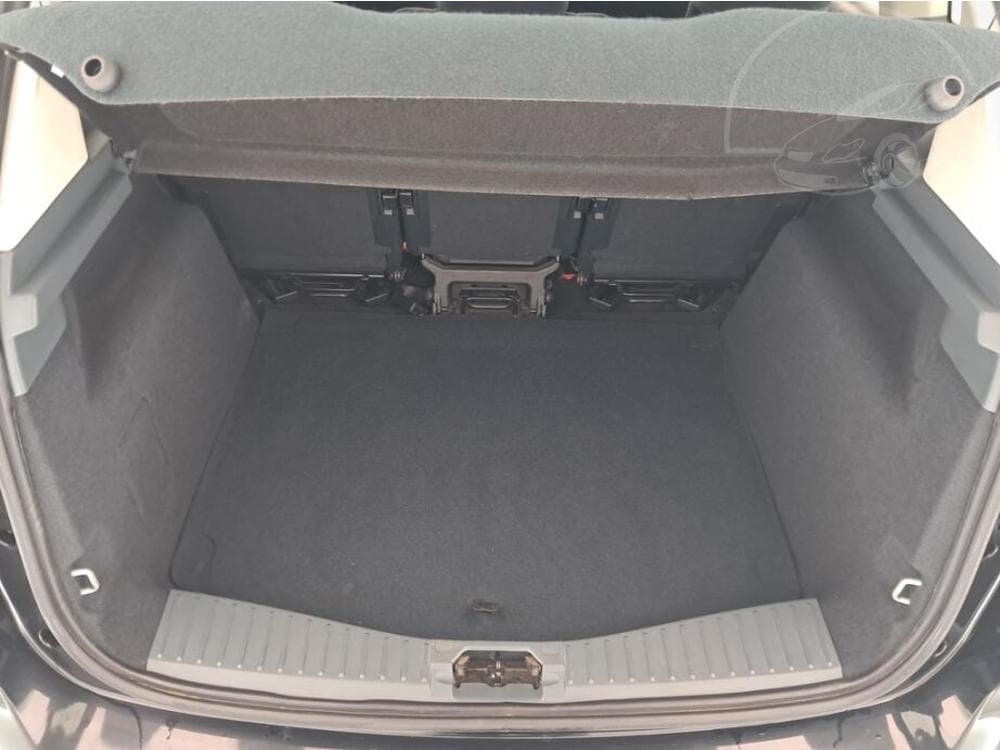 2013 Ford C-MAX - 14