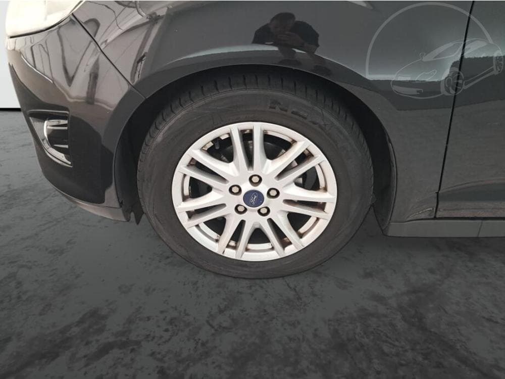 2013 Ford C-MAX - 15