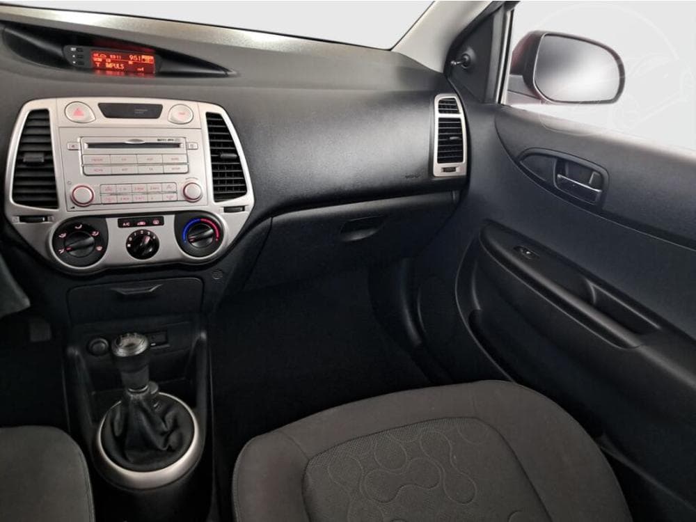 2009 Hyundai i20 - 8