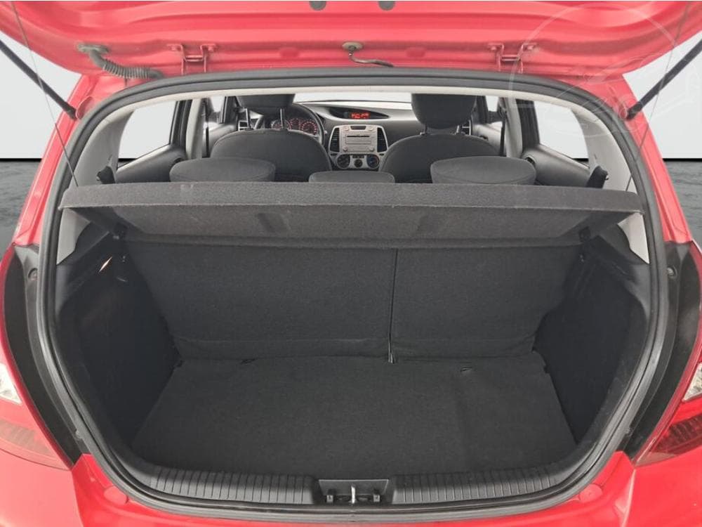 2009 Hyundai i20 - 13