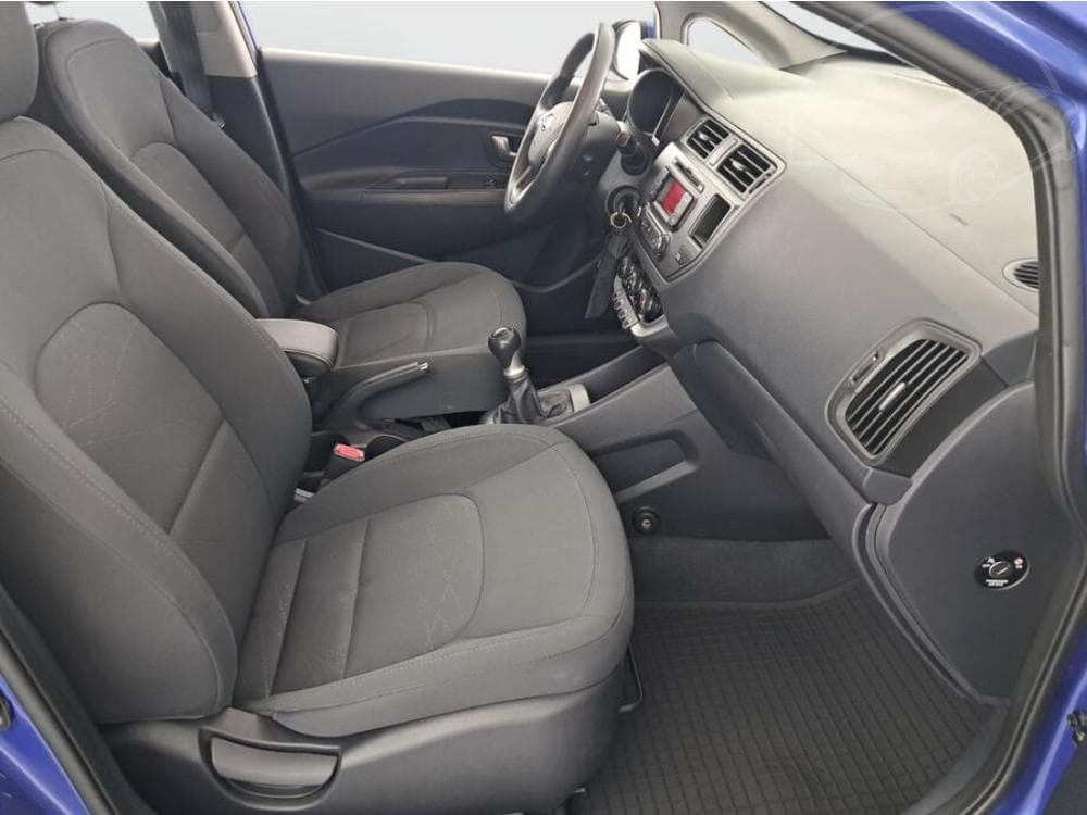 2012 Kia RIO - 9
