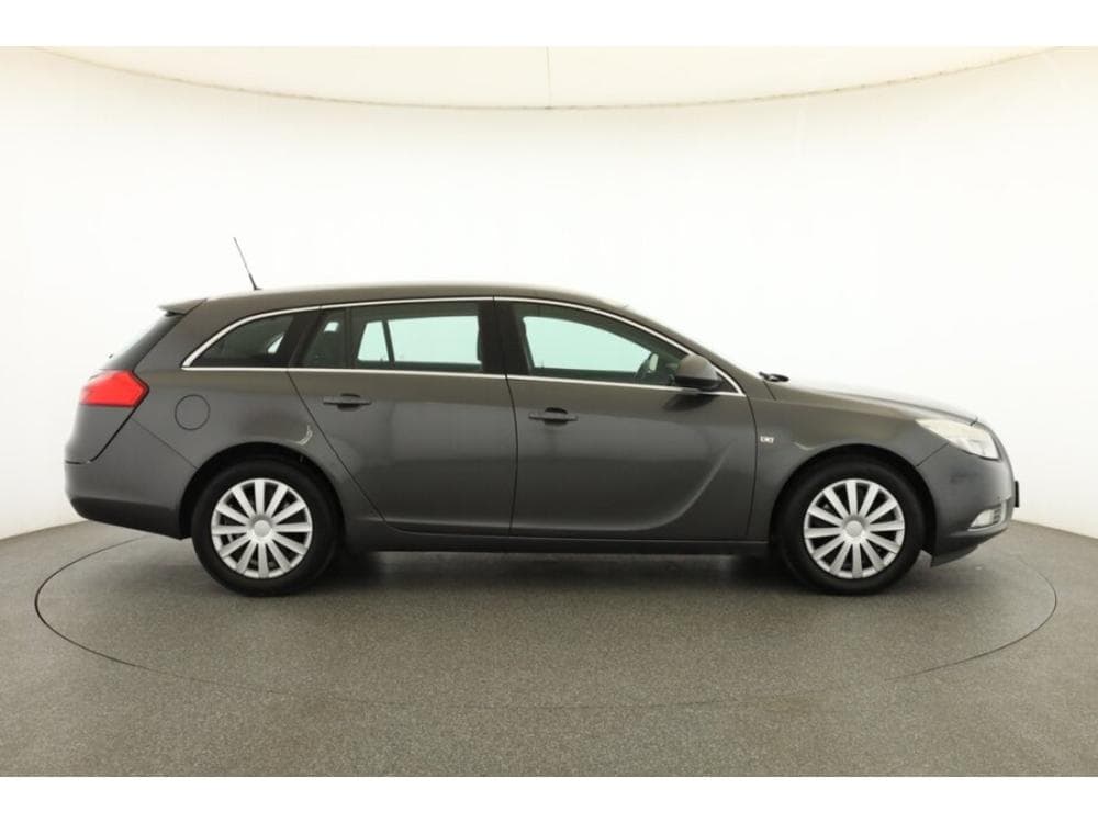 2011 Opel INSIGNIA - 6