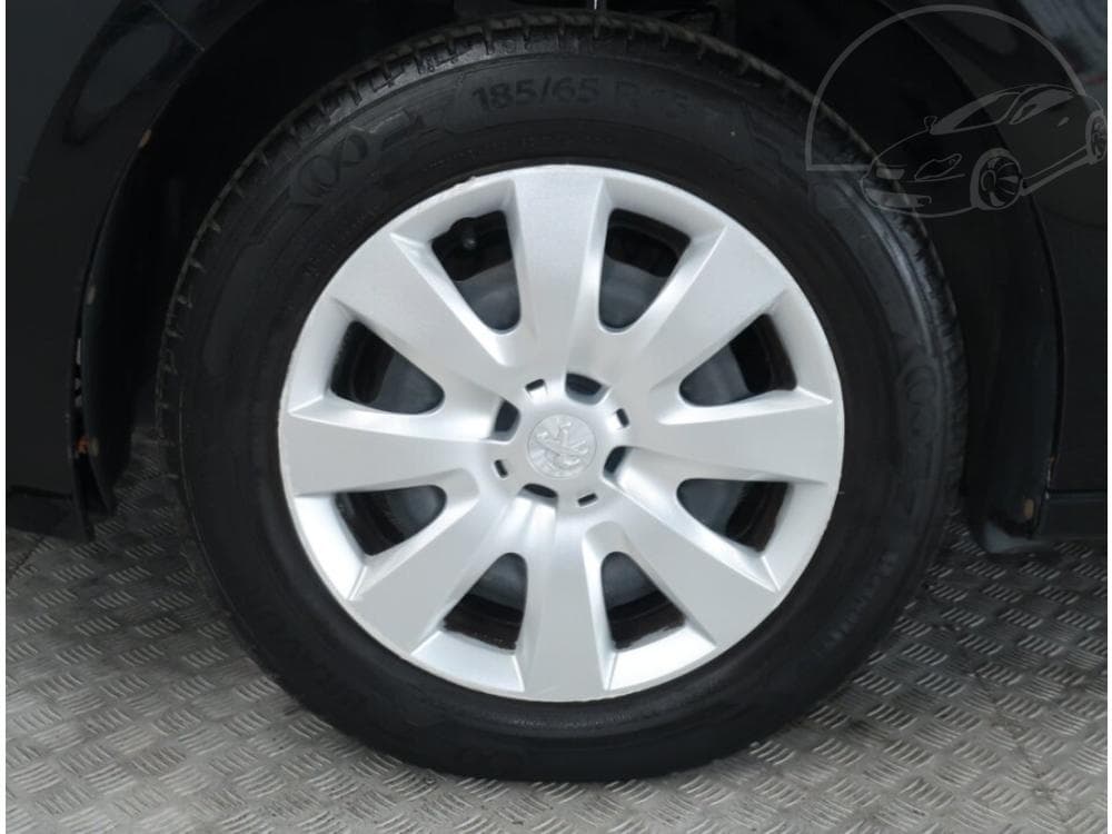 2013 Peugeot 301 - 14
