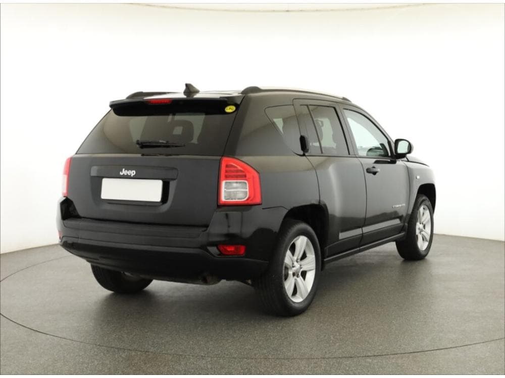 2012 Jeep COMPASS - 5