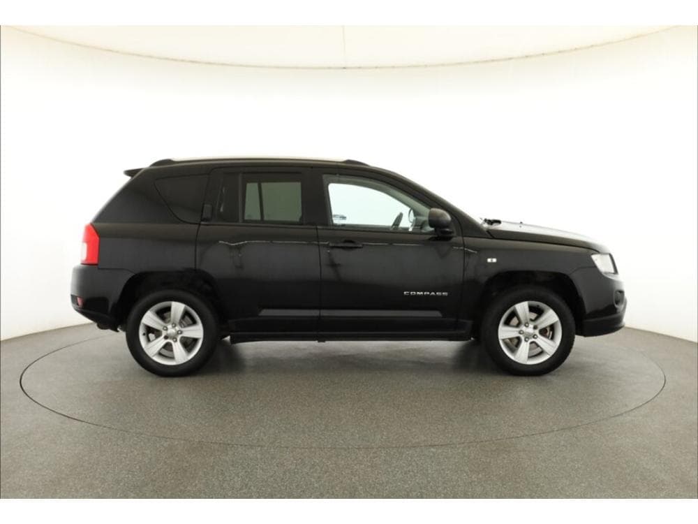 2012 Jeep COMPASS - 6