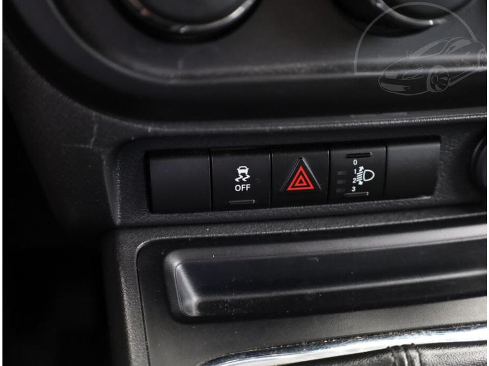 2012 Jeep COMPASS - 11