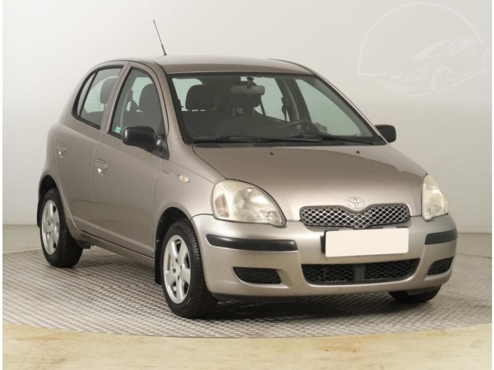 2004 Toyota YARIS