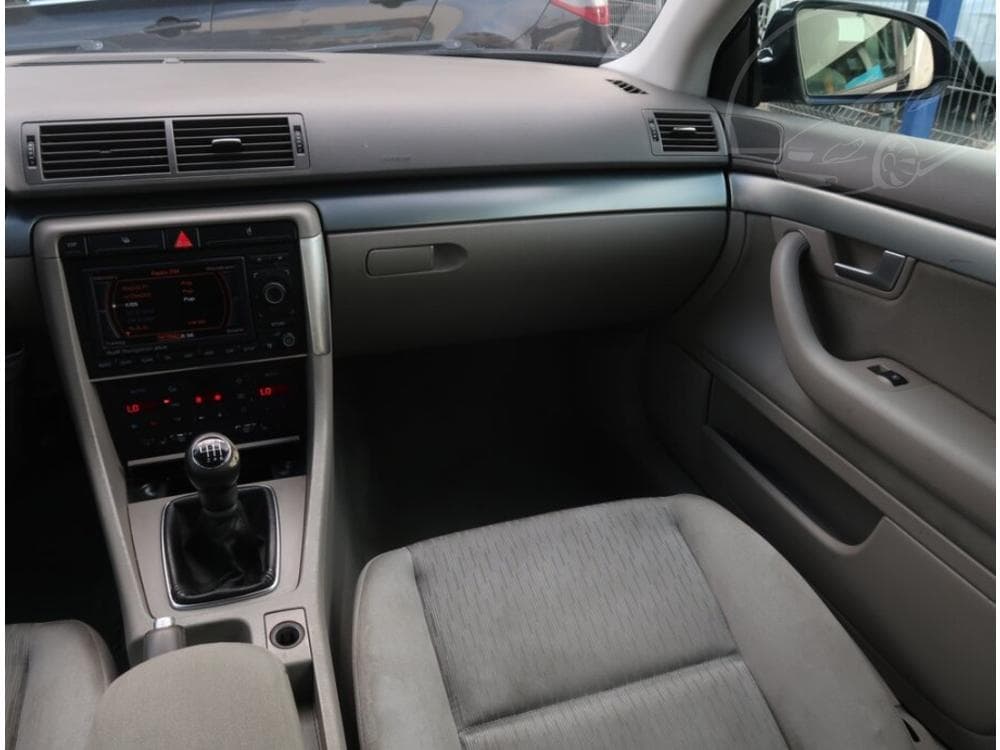 2005 Audi A4 - 8