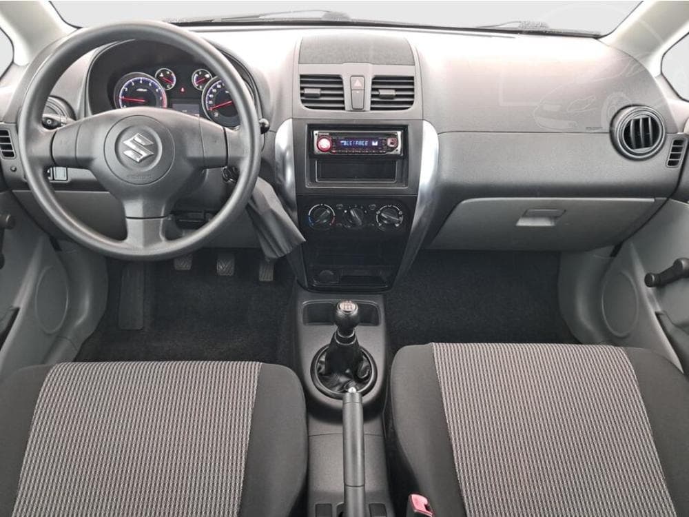 2010 Suzuki SX4 - 8