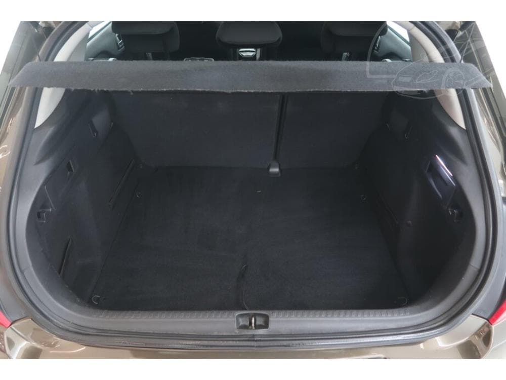 2013 Citroen C4 - 13