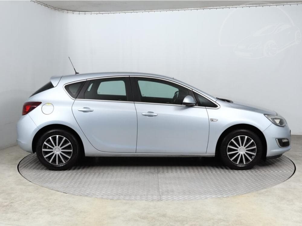2015 Opel ASTRA - 6