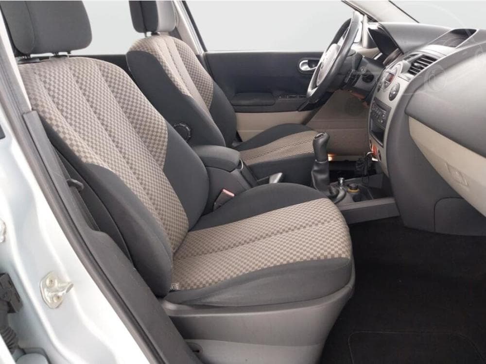 2003 Renault MEGANE - 9