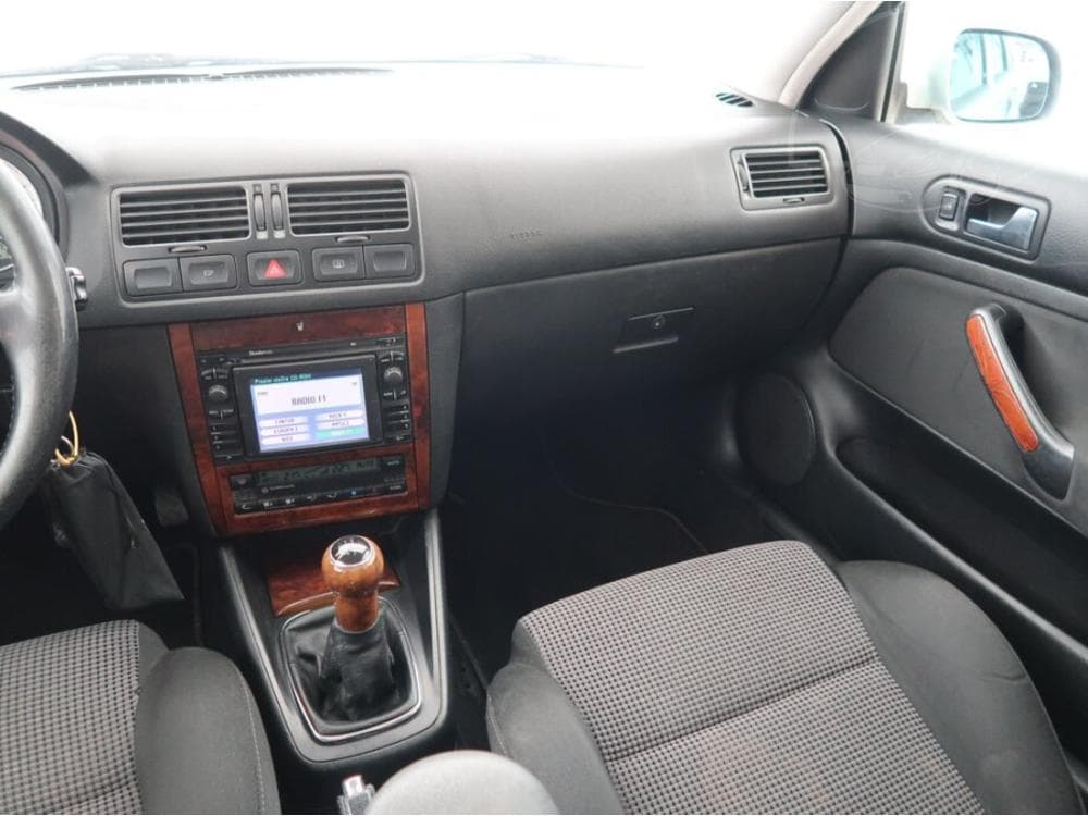 2001 Volkswagen BORA - 8