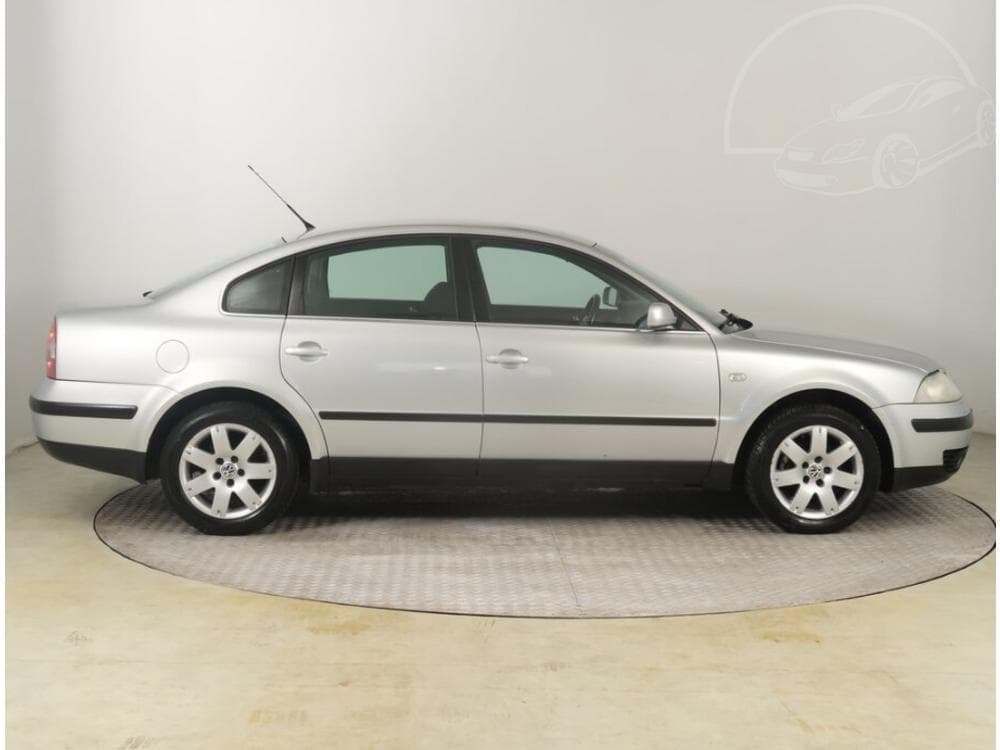2004 Volkswagen PASSAT - 6