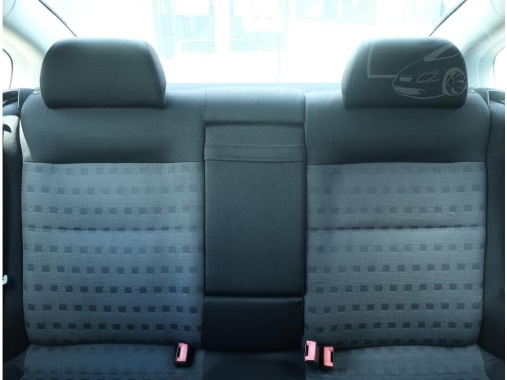 2004 Volkswagen PASSAT - 10