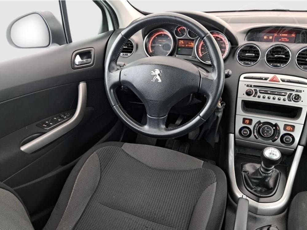2012 Peugeot 308 - 7