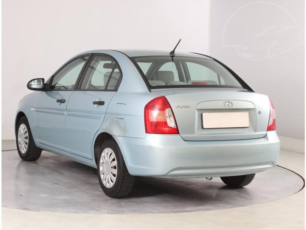 2008 Hyundai ACCENT - 4