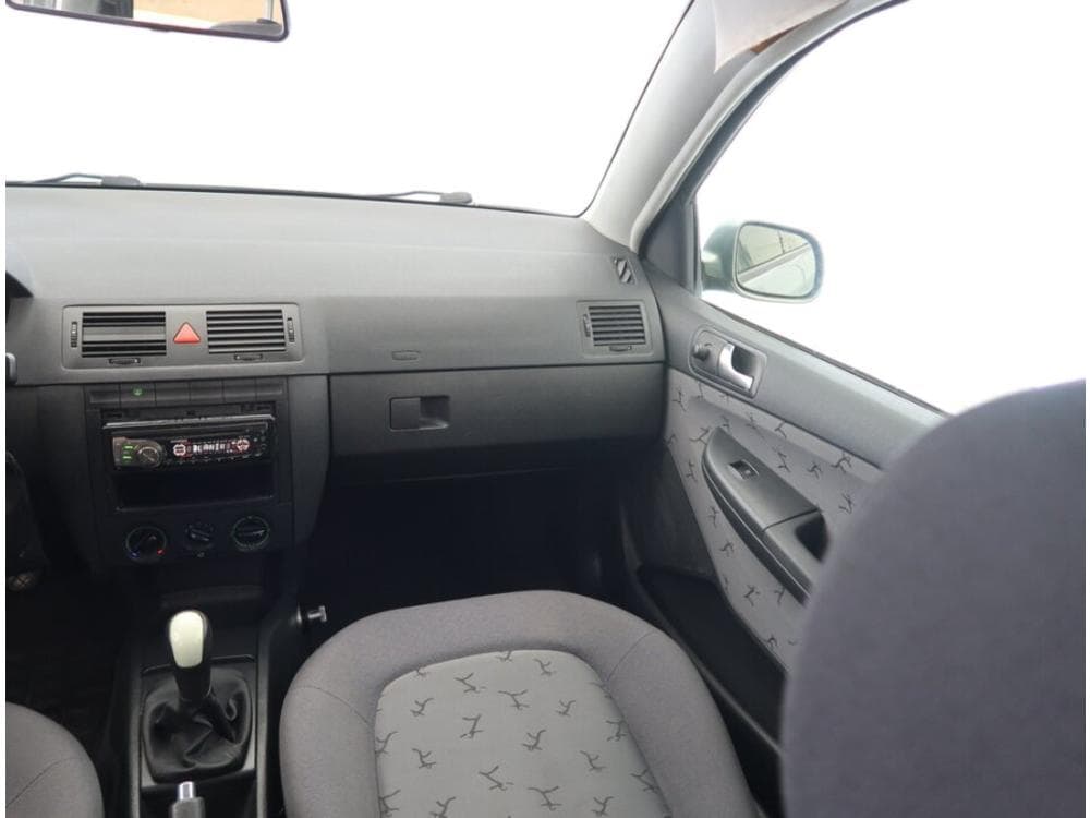 2002 Škoda FABIA - 8