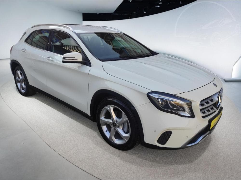 2017 Mercedes-Benz GLA - 16