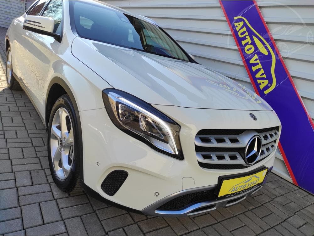2017 Mercedes-Benz GLA - 19