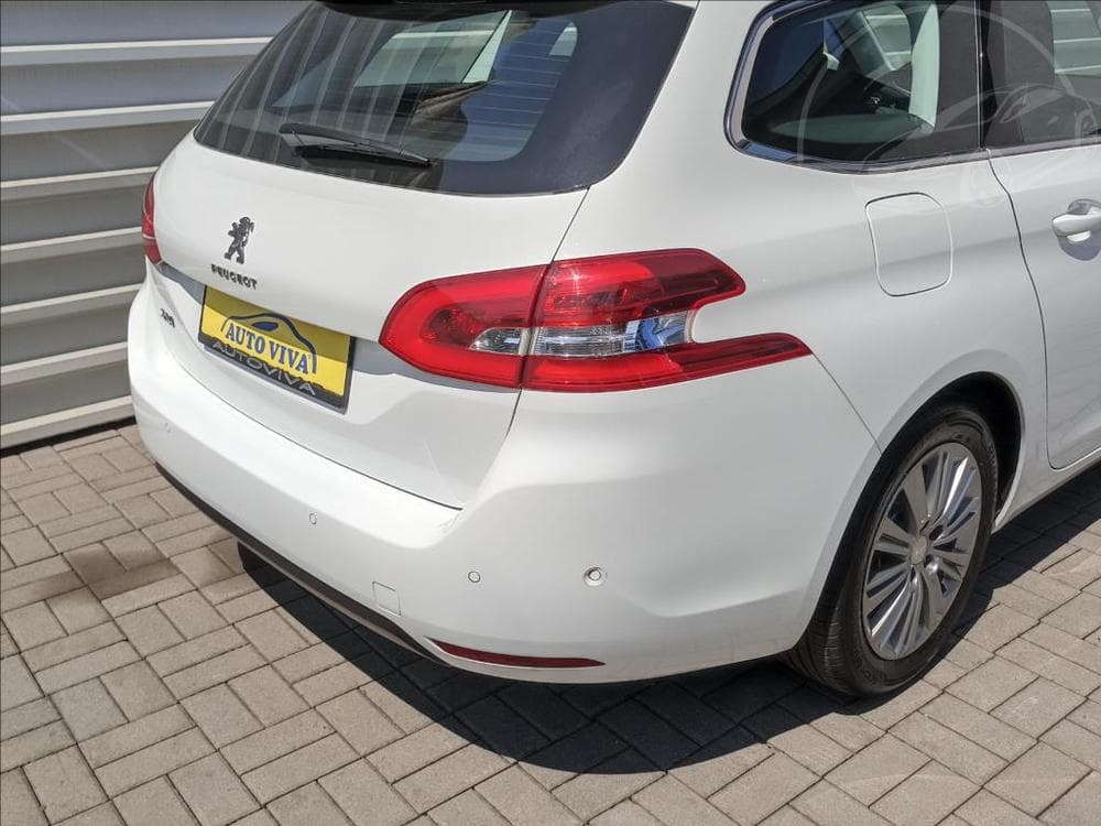 2018 Peugeot 308 - 9