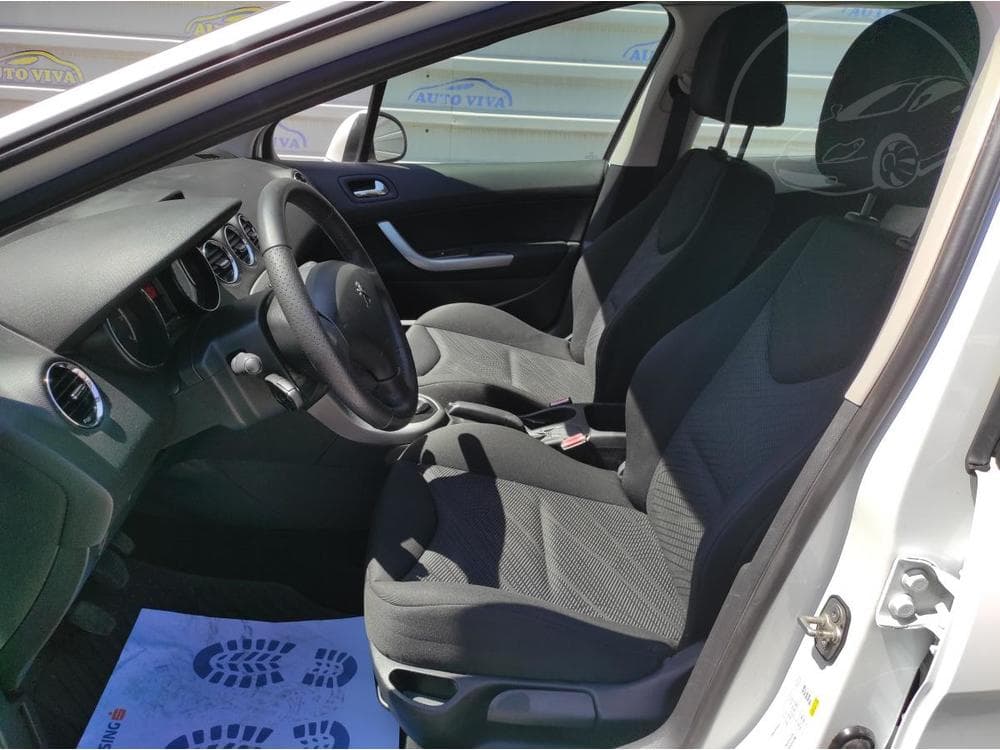 2013 Peugeot 308 - 9