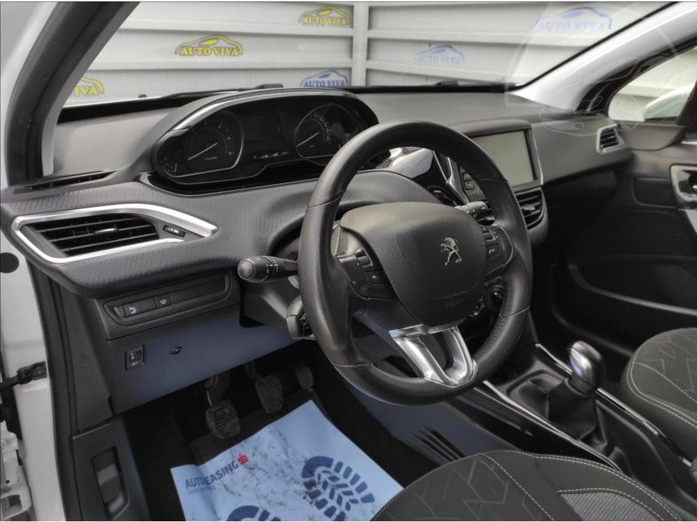 2019 Peugeot 2008 - 10