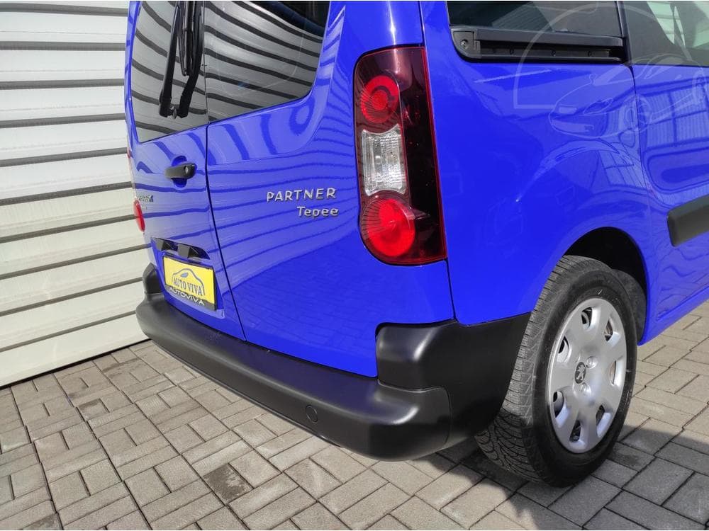 2017 Peugeot Partner - 10