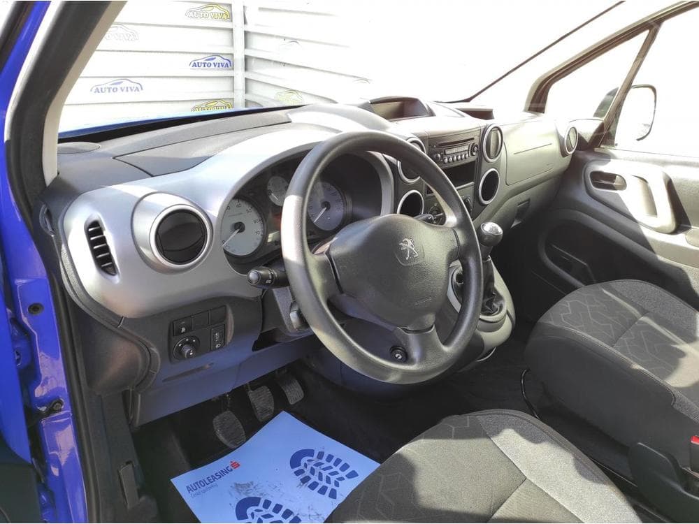 2017 Peugeot Partner - 10