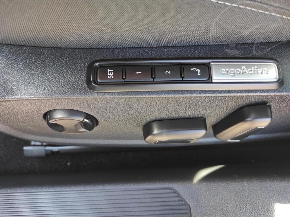2022 Volkswagen GOLF - 28