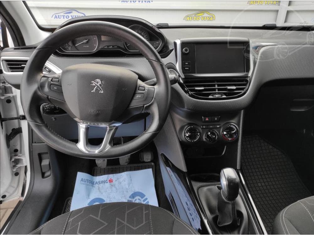 2019 Peugeot 2008 - 11
