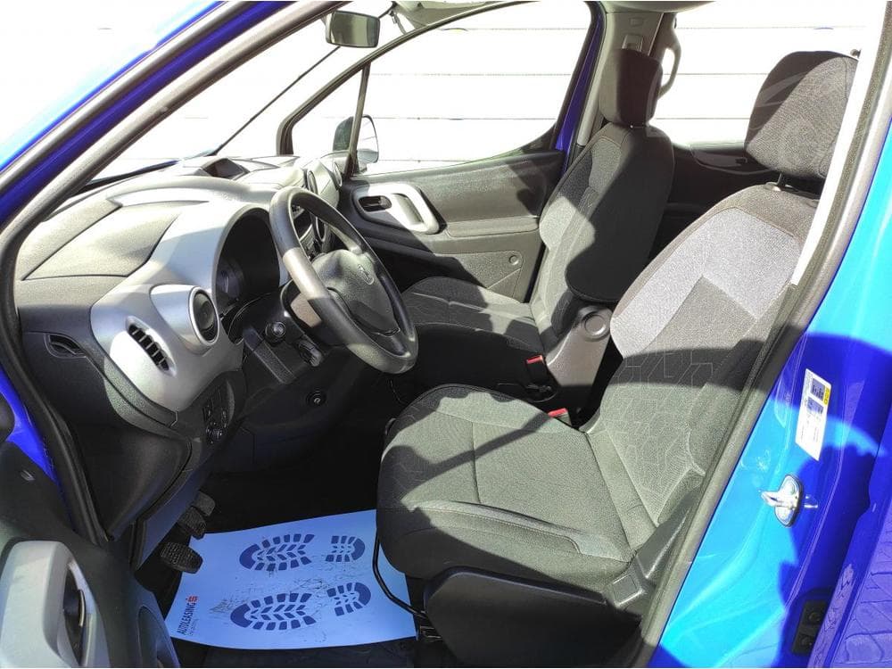 2017 Peugeot Partner - 11