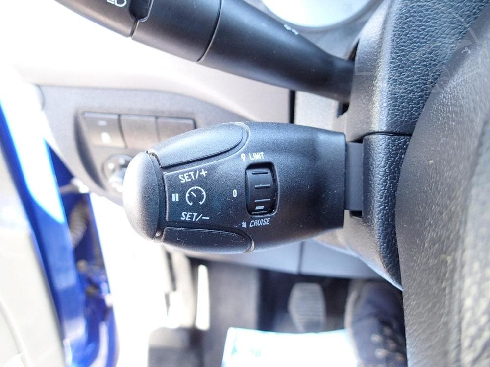 2017 Peugeot Partner - 11