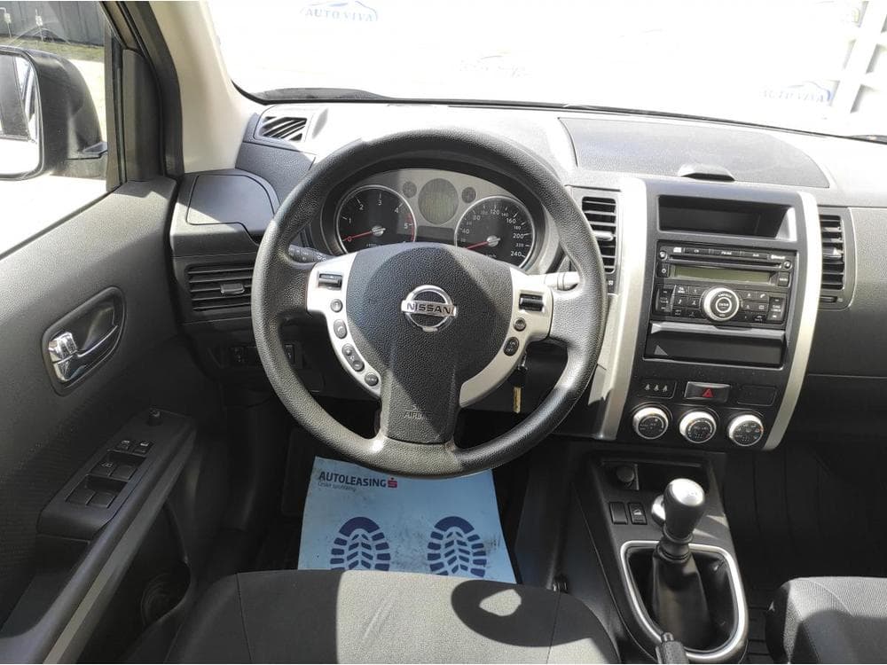 2010 Nissan X-TRAIL - 12