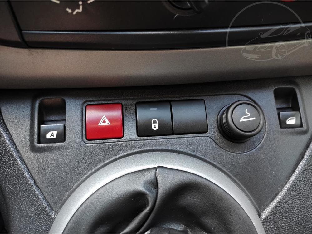 2017 Peugeot Partner - 15