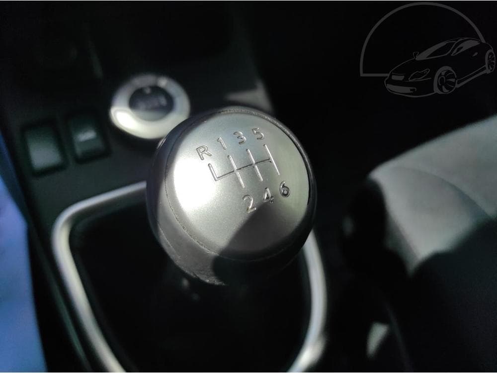 2010 Nissan X-TRAIL - 16
