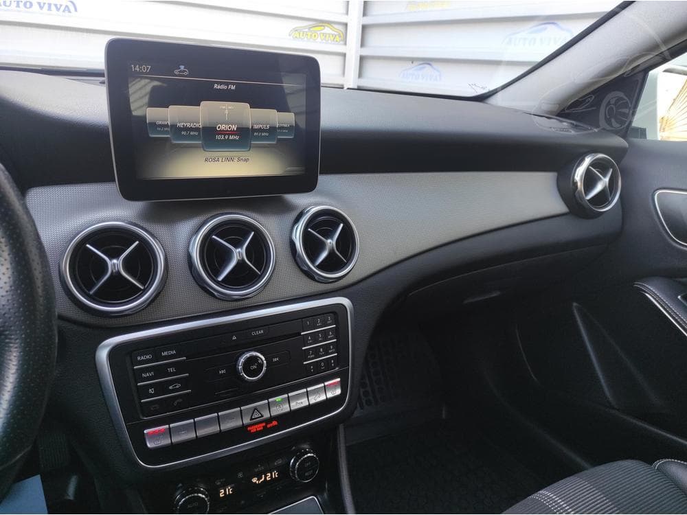 2017 Mercedes-Benz GLA - 46