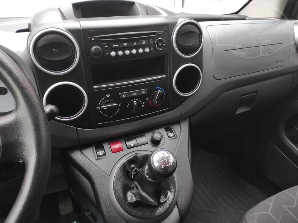 2017 Peugeot PARTNER - 17