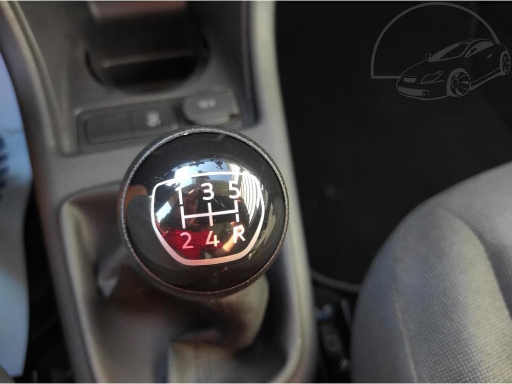2022 Volkswagen UP! - 17