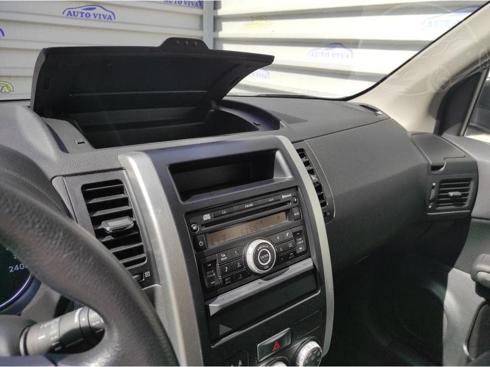 2010 Nissan X-TRAIL - 17