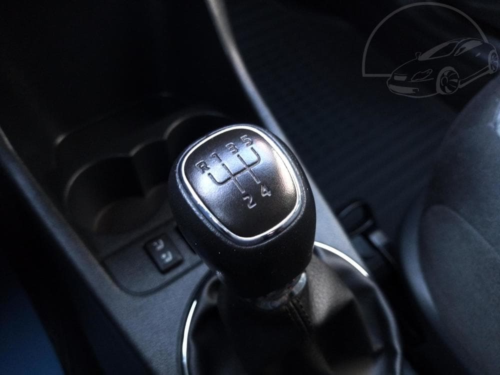 2014 Škoda FABIA - 17