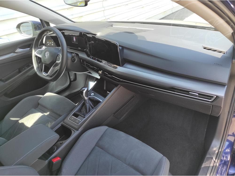 2022 Volkswagen GOLF - 49