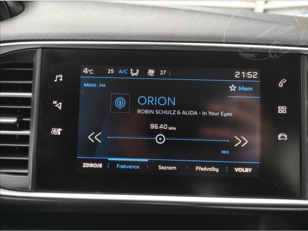 2019 Peugeot 308 - 18