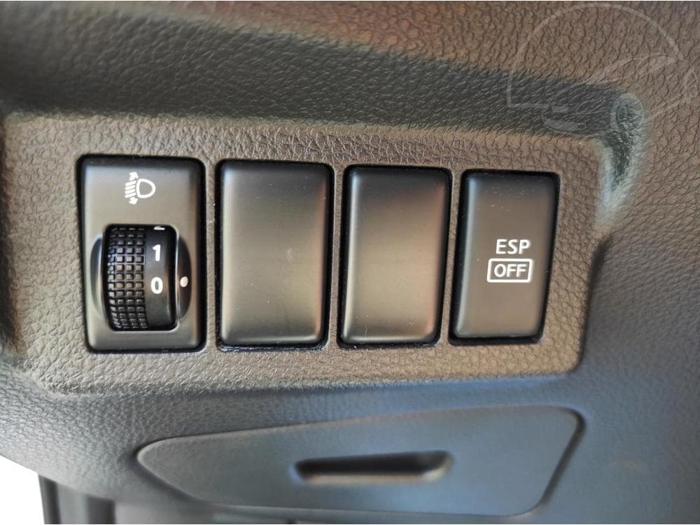 2010 Nissan X-TRAIL - 20